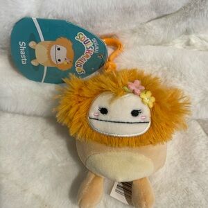 Squishmallow 3.5” Shasta the Bigfoot  Clip